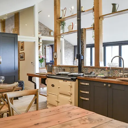 The Coach House Tatil Evi *